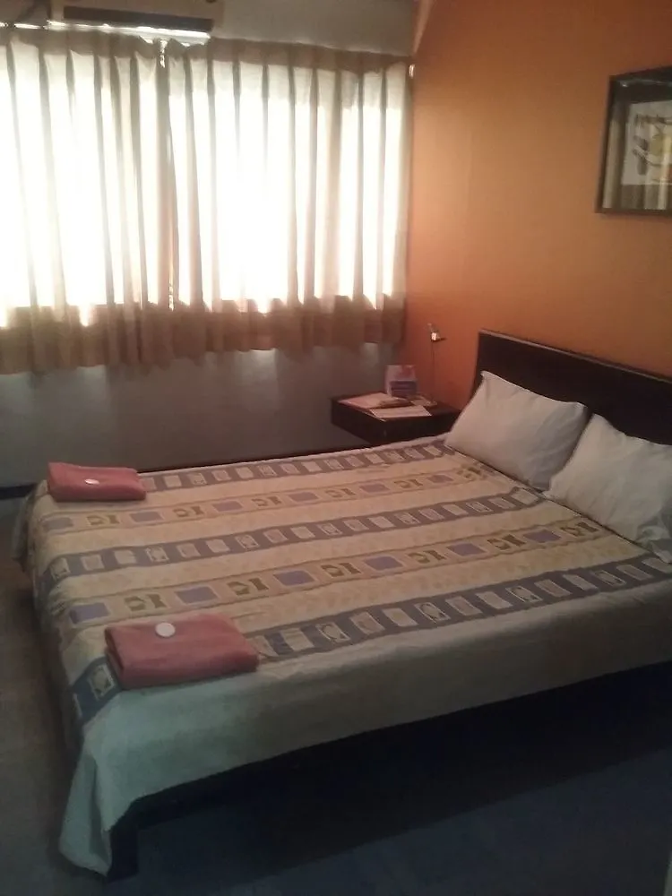 The Southern Cross Hotel Manila 3*,